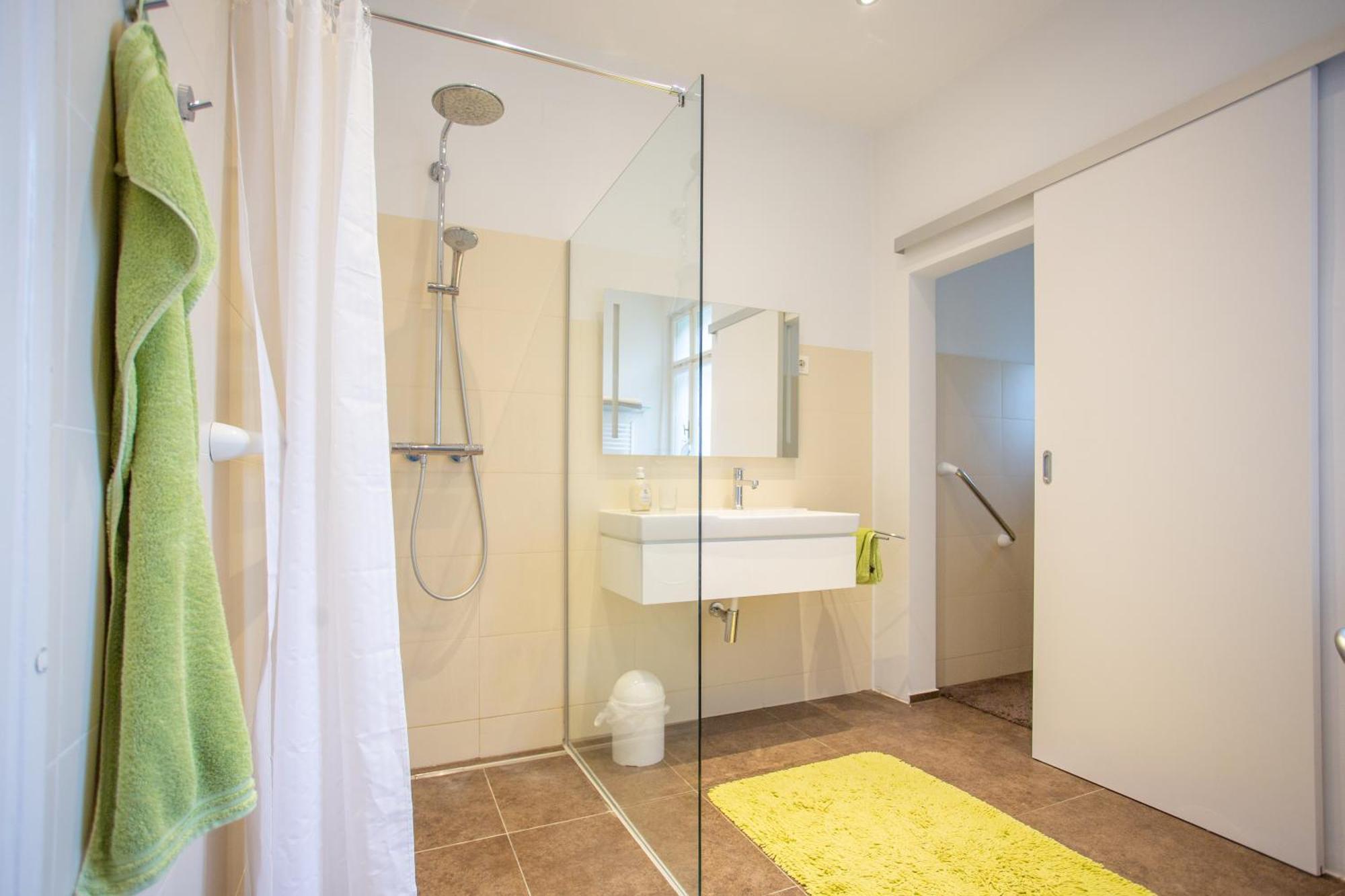 Huebsches Privatzimmer Mit Bad Perchtoldsdorf Ngoại thất bức ảnh